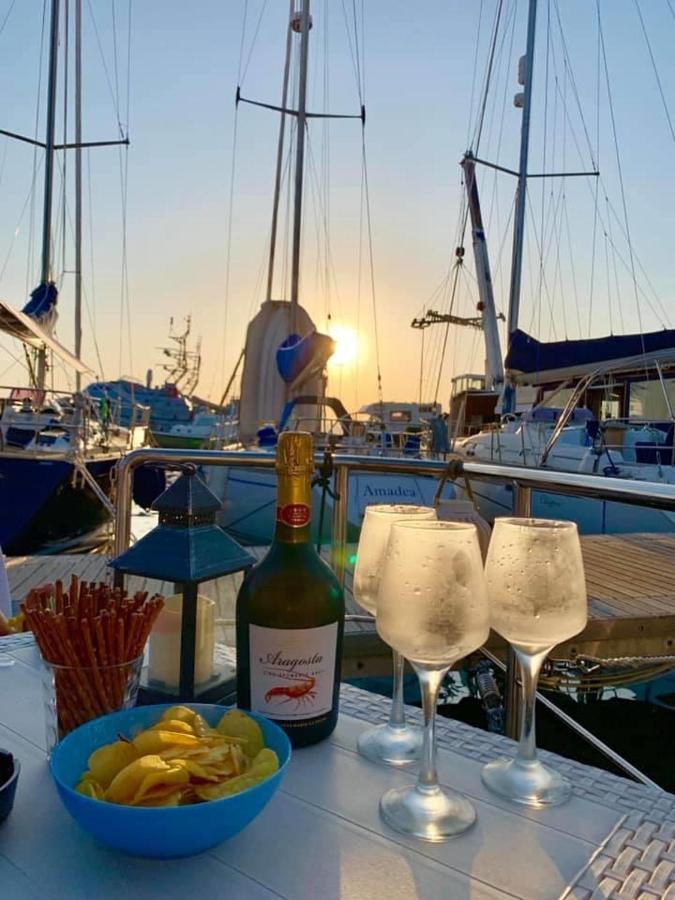 Houseboat Seabreeze 호텔 알게로 외부 사진