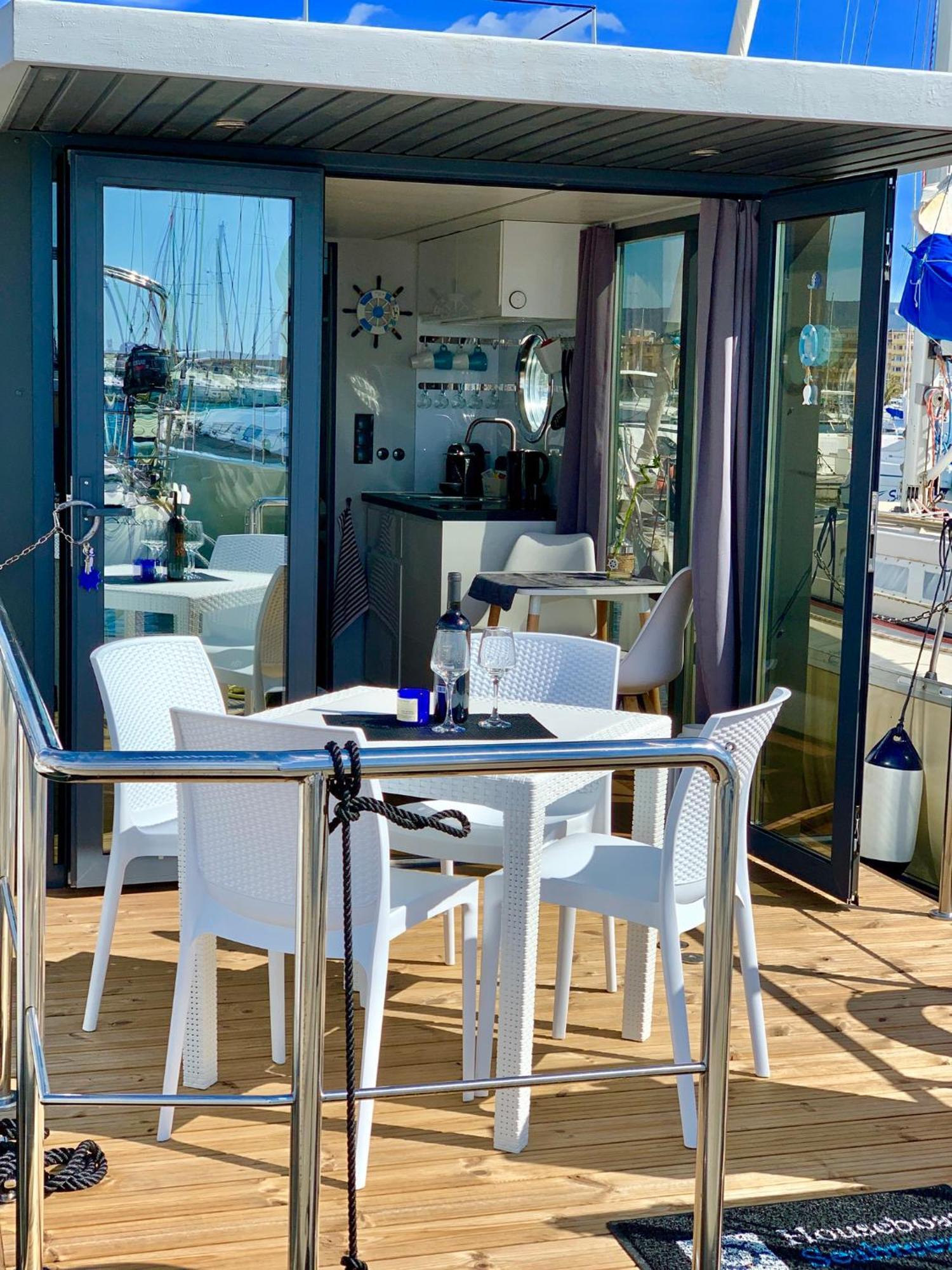 Houseboat Seabreeze 호텔 알게로 외부 사진