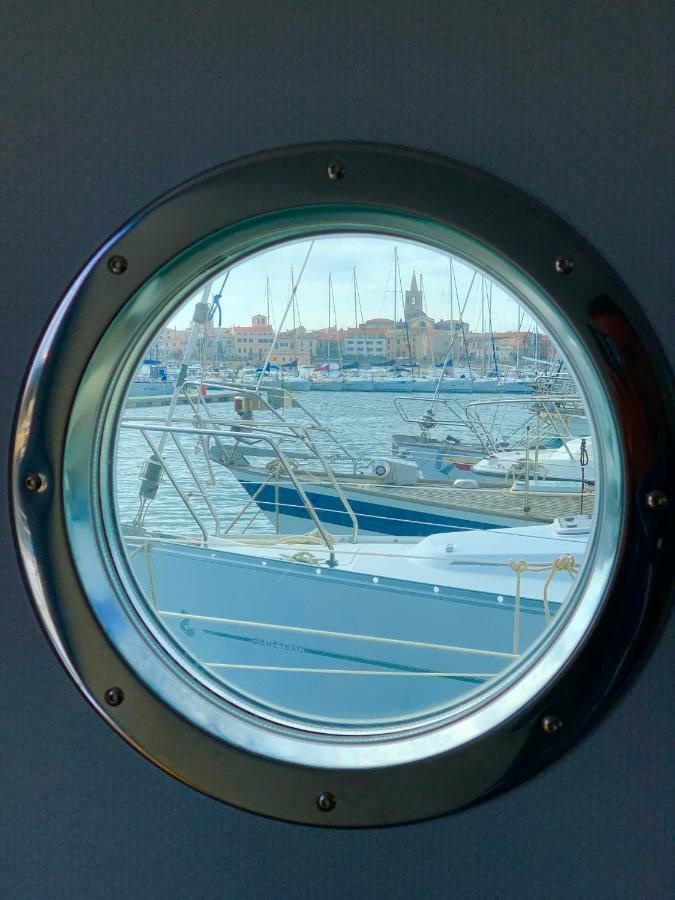 Houseboat Seabreeze 호텔 알게로 외부 사진